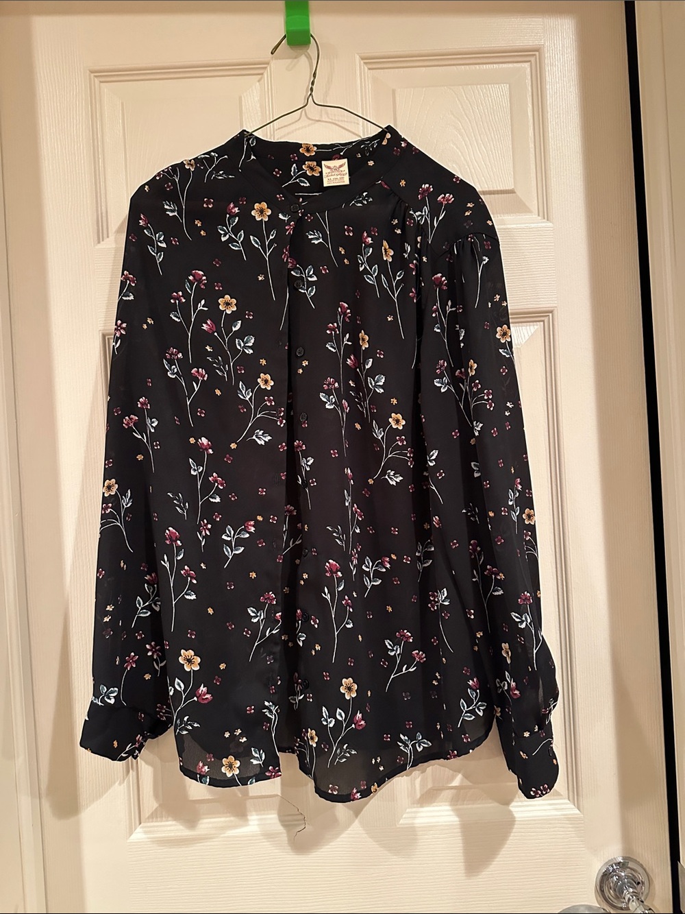 Faded Glory Black Floral Button-Front Blouse